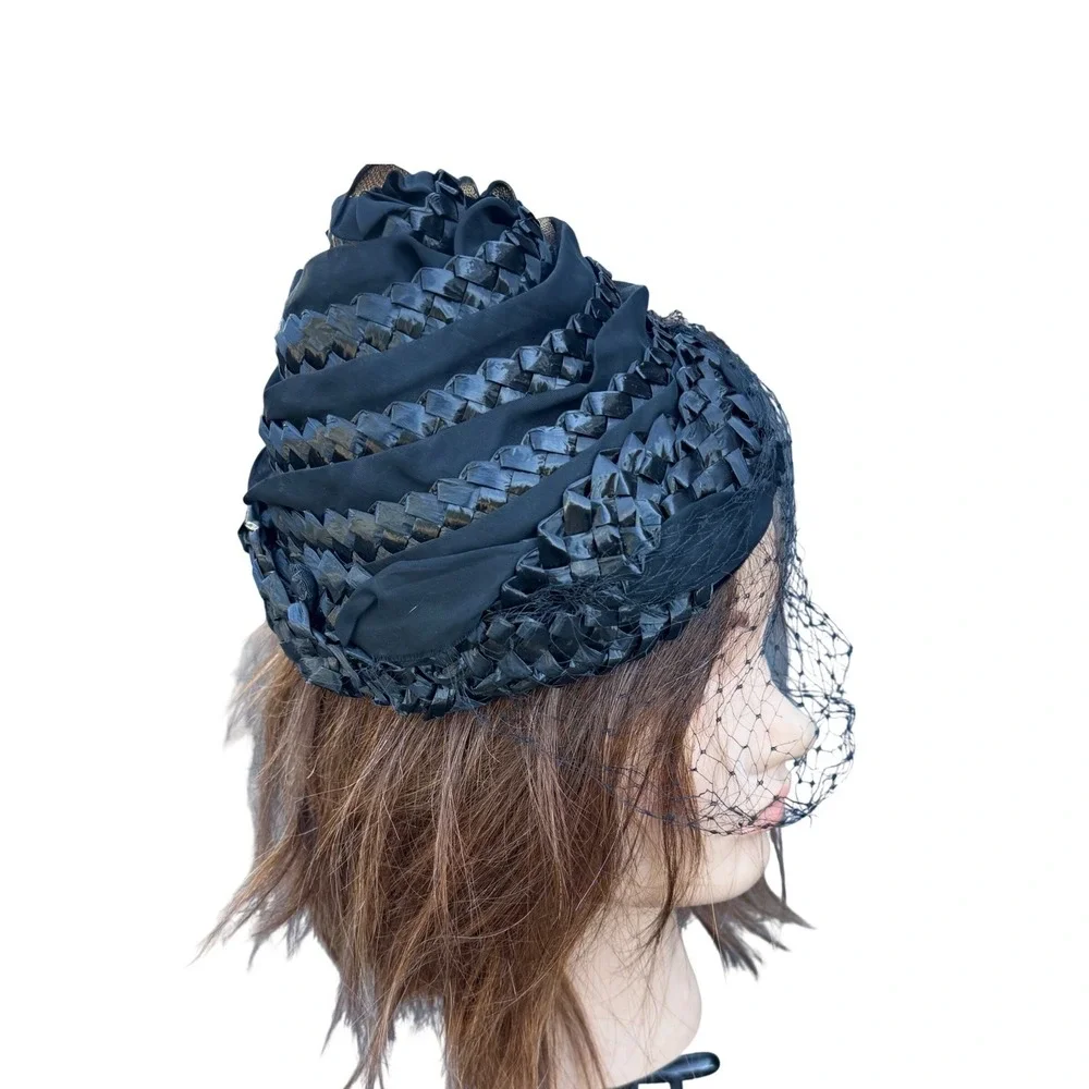 Vintage 50s Black Beehive Turban Hat Birdcage  Woven Tiered Mid Century Modern